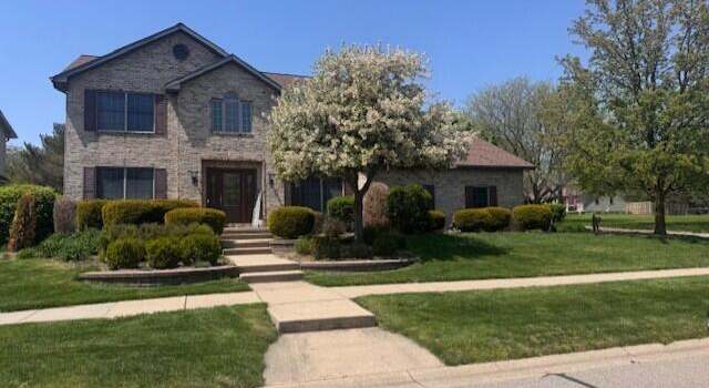 Photo of 900 Oneida Woods Trl, Grand Ledge, MI 48837