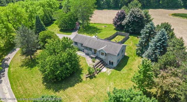Photo of 1313 W Alward Rd, Dewitt, MI 48820