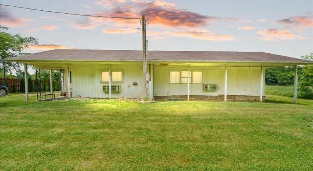 Photo of 2243 Hubbard Rd, Charlotte, MI 48813