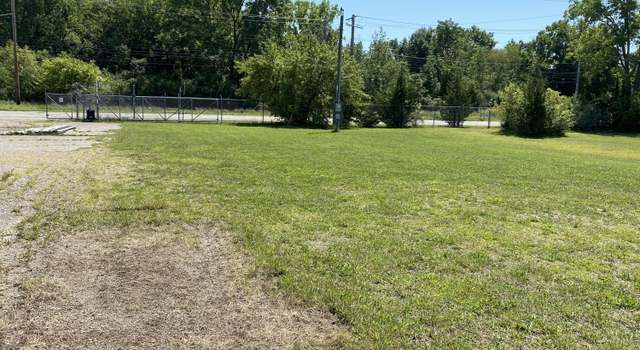 Photo of 3300 Old Lansing Rd, Lansing, MI 48917