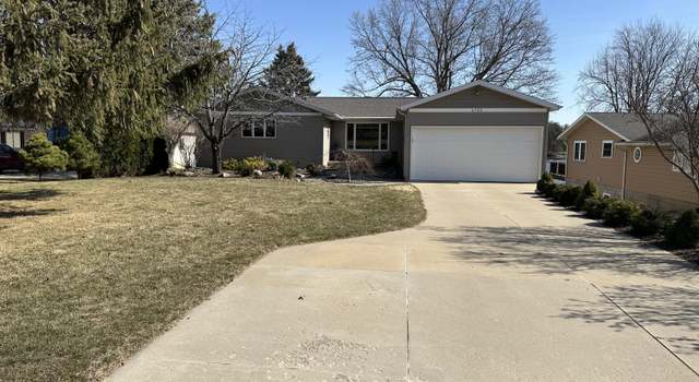 Photo of 6733 Westgate Dr, Laingsburg, MI 48848