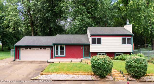 Photo of 3720 Stoneleigh Dr, Lansing, MI 48910
