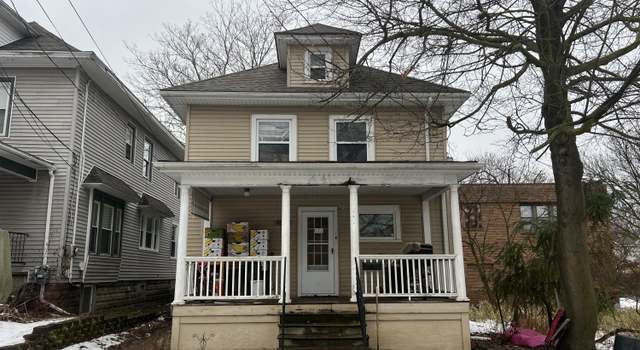 Photo of 433 N Butler Blvd, Lansing, MI 48915