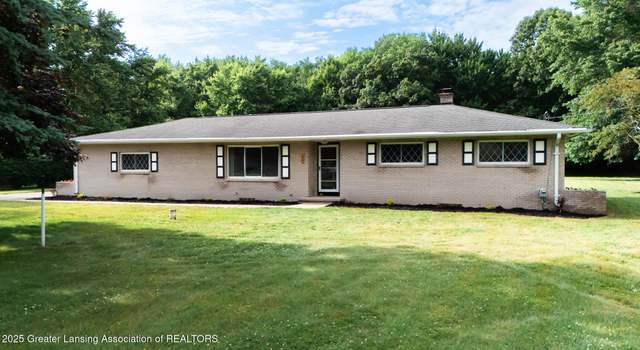 Photo of 62 W Sherwood Rd, Okemos, MI 48864