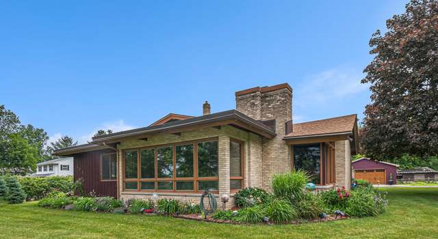 Photo of 203 Branson Bay Dr, Mason, MI 48854