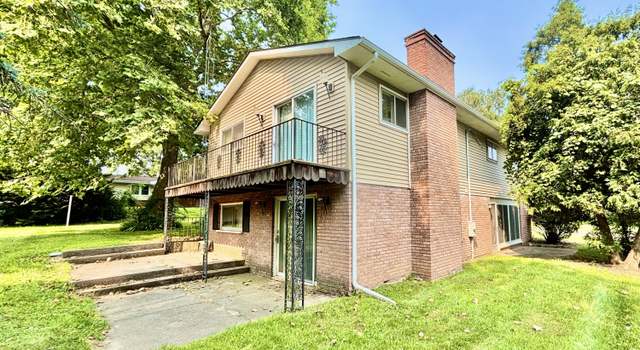 Photo of 1112 S Sheldon St, Charlotte, MI 48813