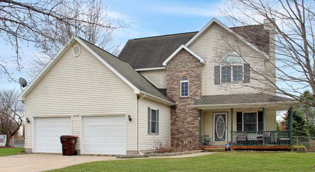 Photo of 10048 Roblyn Cir, Dimondale, MI 48821