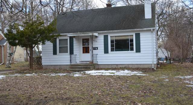 Photo of 955 Marigold Ave, East Lansing, MI 48823