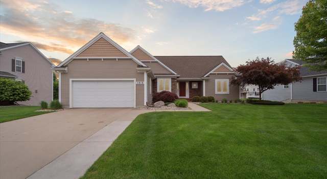 Photo of 1213 Lobelia Ln, Dewitt, MI 48820