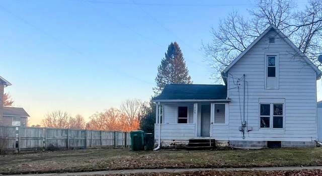 Photo of 735 W Seminary St, Charlotte, MI 48813