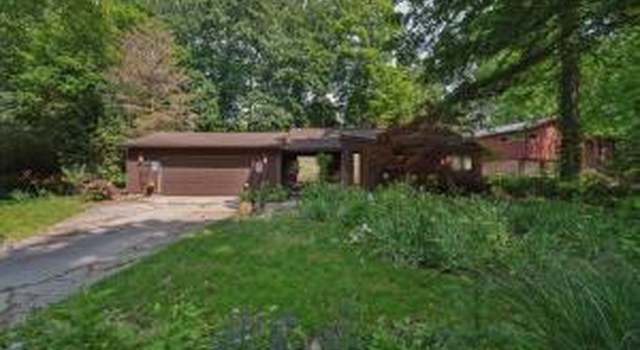 Photo of 2146 Tecumseh River Rd, Lansing, MI 48906