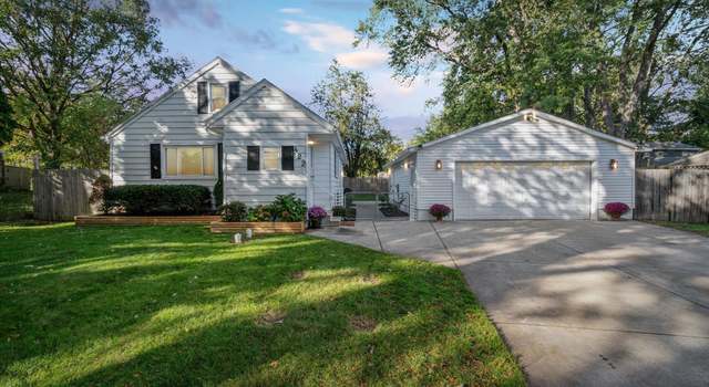 Photo of 422 Astor Ave, Lansing, MI 48910