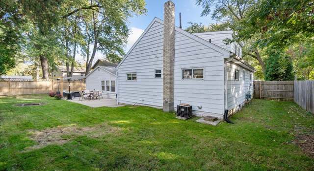Photo of 422 Astor Ave, Lansing, MI 48910