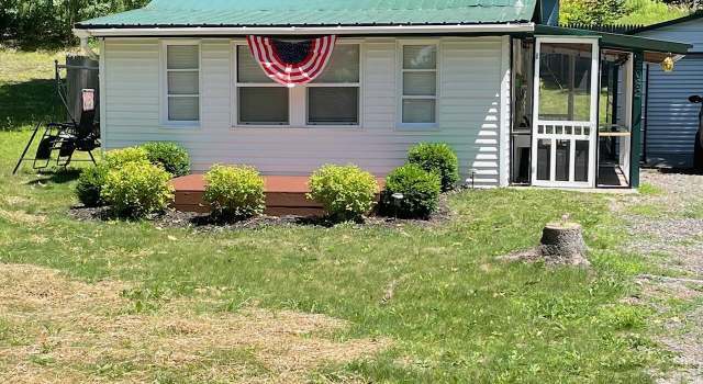 Photo of 5082 Parklane Dr, Harrison, MI 48625
