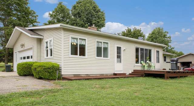 Photo of 1649 Battle Creek Rd, Charlotte, MI 48813