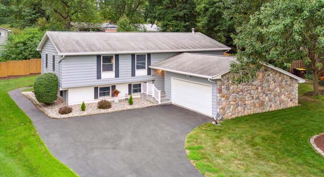 Photo of 4383 Stoneycroft Dr, Okemos, MI 48864