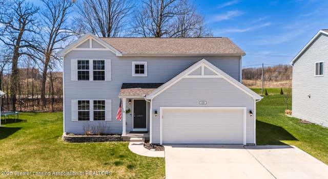 Photo of 1116 River Oaks Dr, Dewitt, MI 48820