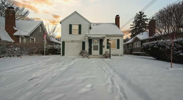 Photo of 2010 Old Oakland Ave, Lansing, MI 48915