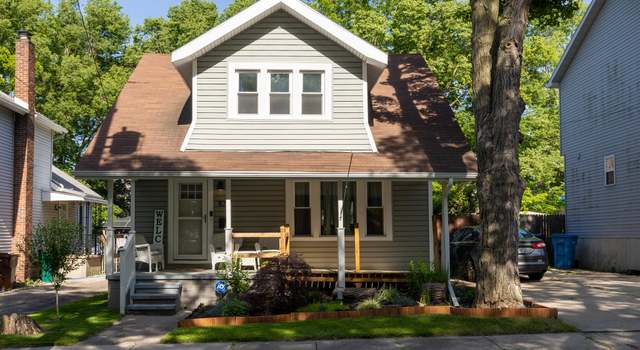 Photo of 826 Clyde St, Lansing, MI 48915