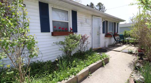 Photo of 911 Pine St, Dewitt, MI 48820
