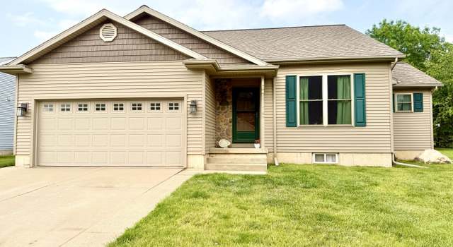 Photo of 1399 Porter Dr, Charlotte, MI 48813