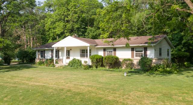 Photo of 31 Sherwood Rd, Williamston, MI 48895