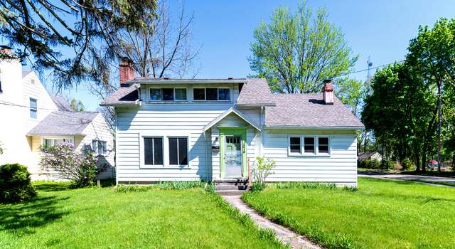 Photo of 1014 Lilac Ave, East Lansing, MI 48823