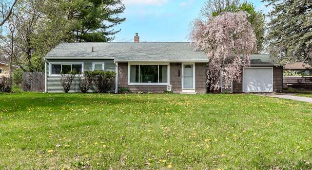 Photo of 1609 Haslett Rd, East Lansing, MI 48823