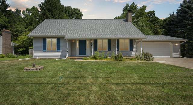 Photo of 7237 Rockbridge Rd, Grand Ledge, MI 48837