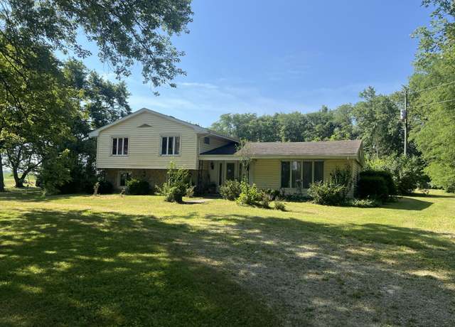 Property at 231 Mangus Rd, Union City, OH 45390, 5 beds, 2 baths
