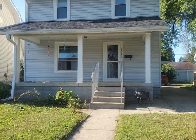 Property at 1509 W Wayne St, Lima, OH 45805, 4 beds, 2 baths