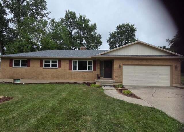Property at 1401 E Home Rd, Springfield, OH 45503, 3 beds, 1.5 baths