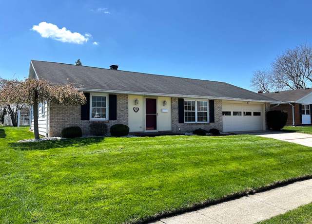 Property at 1803 Carol Dr, Piqua, OH 45356, 3 beds, 2 baths