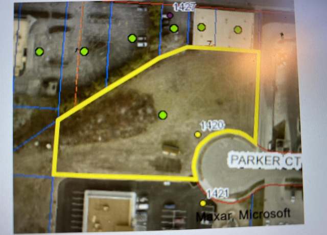 Property at 1420 Parker Ct, Springfield, OH 45504