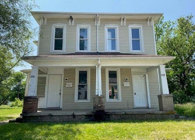 Property at 659 W Mulberry St, Springfield, OH 45506, 6 beds, 2 baths