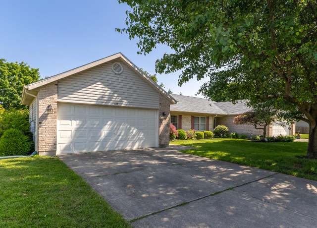 Property at 125 Warner Dr, Englewood, OH 45322, 2 beds, 2 baths