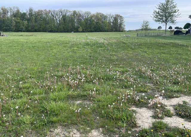 Property at 2206 Eaglebrooke Cir, Celina, OH 45822