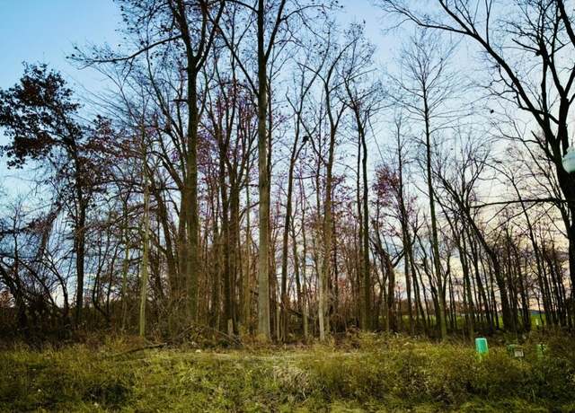 Property at 2504 Eaglebrooke Pkwy, Celina, OH 45822