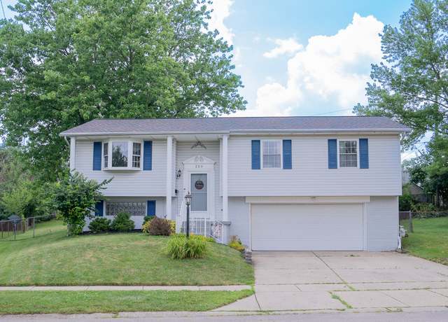Property at 220 Cambridge Dr, Fairborn, OH 45324, 3 beds, 3 baths