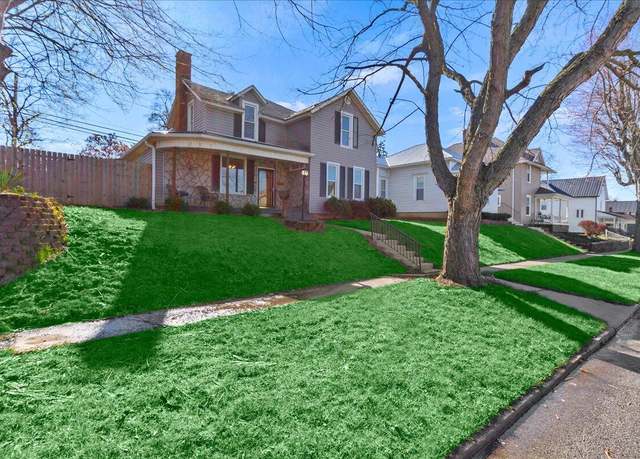 Property at 424 N Market St, Kenton, OH 43326, 4 beds, 1.5 baths