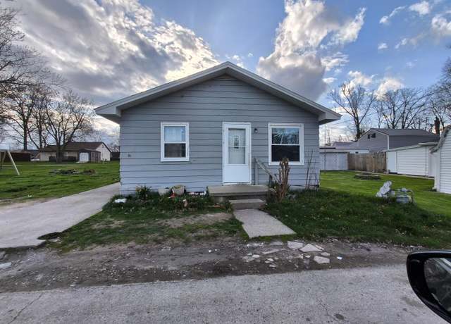 Property at 233 Lakeview Dr, Celina, OH 45822, 2 beds, 1 bath