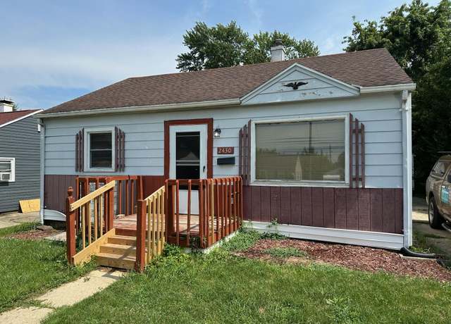 Property at 2430 Mayfair Dr, Springfield, OH 45505, 3 beds, 1 bath
