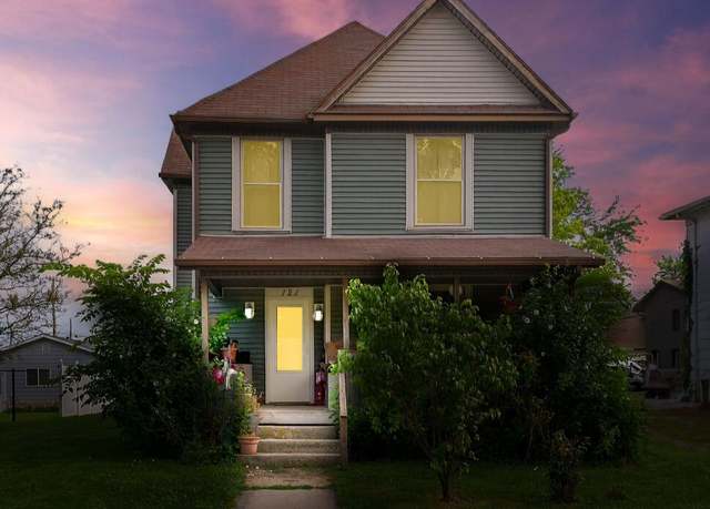 Property at 121 E Spring Ave, Bellefontaine, OH 43311, 4 beds, 1.5 baths