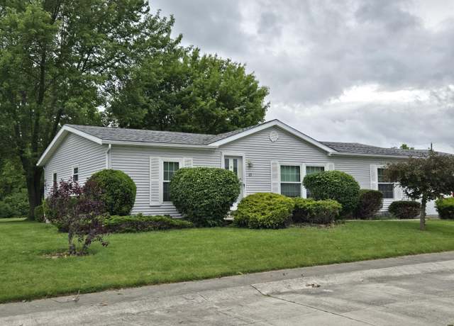 Property at 121 Windsor Dr, Saint Marys, OH 45885, 3 beds, 2 baths