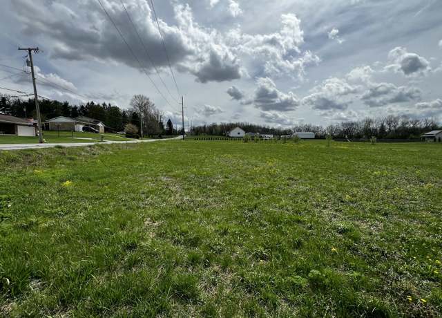 Property at 555 Tuttle Rd, Springfield, OH 45503