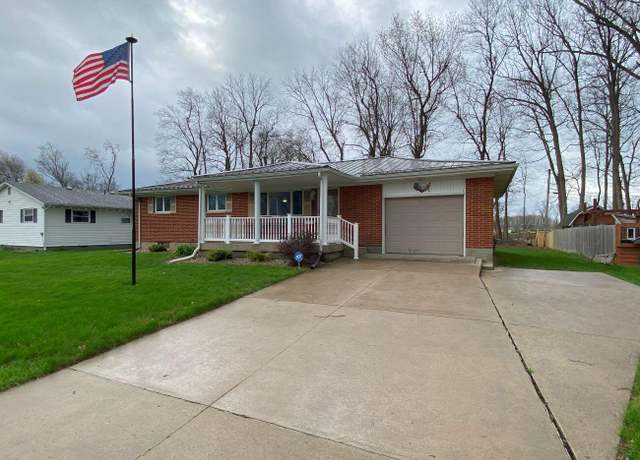Property at 1340 Superior St, Bellefontaine, OH 43311, 3 beds, 1 bath