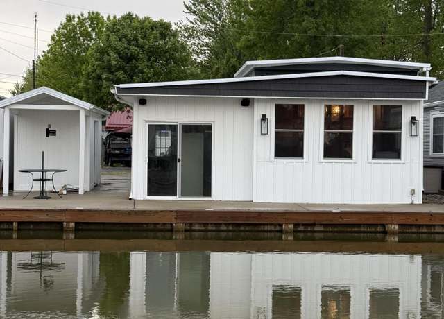 Property at 11546 Channel View Dr, Lakeview, OH 43331, 2 beds, 1 bath