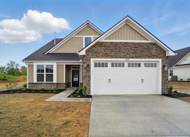 Property at 1507 Kingsgate Rd, Springfield, OH 45502, 3 beds, 2 baths