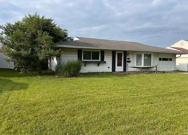 Property at 1432 Attleboro Ave, Springfield, OH 45503, 3 beds, 1 bath