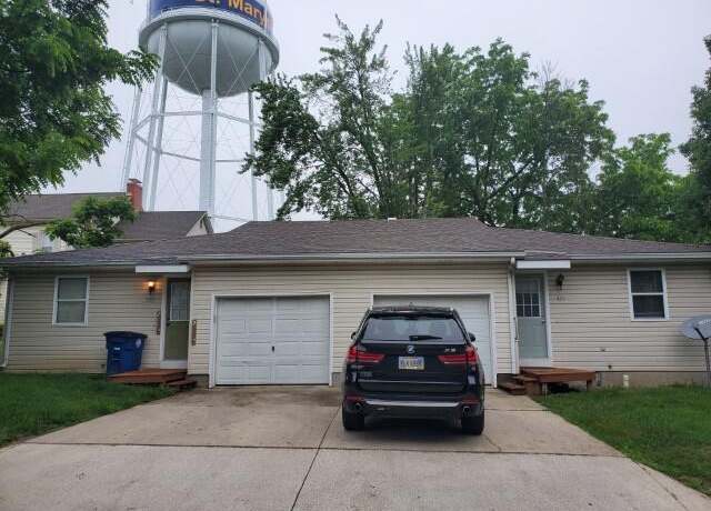 Property at 321-323 N Front St, Saint Marys, OH 45885, 4 beds, 2 baths